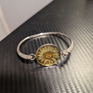 Cute Dried Flower Bracelet